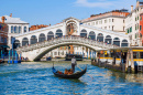 Rialto Bridge in Venice, Italy