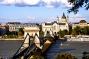 Magyar Bridge, Budapest